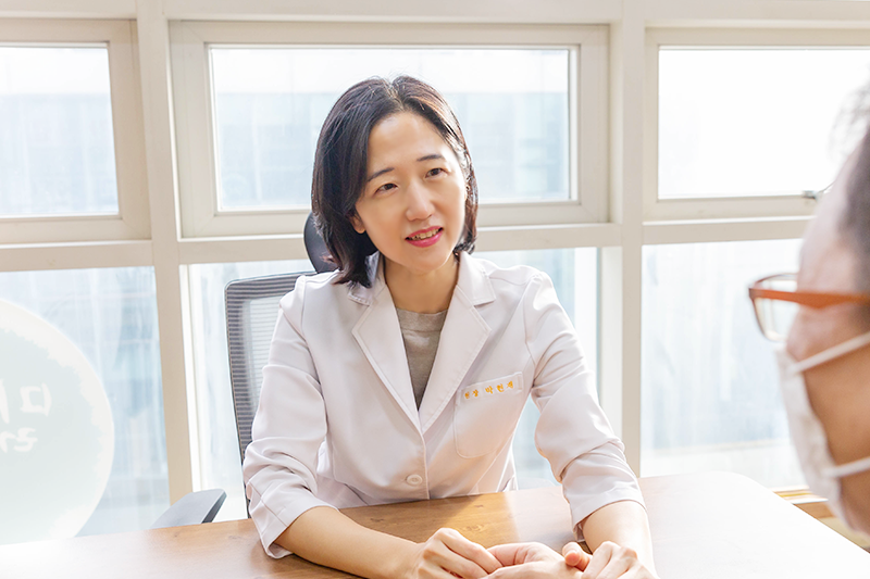 동작사당역점 내부