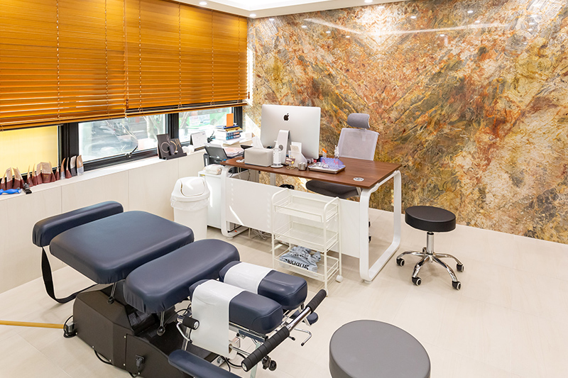 마포망원역점 내부
