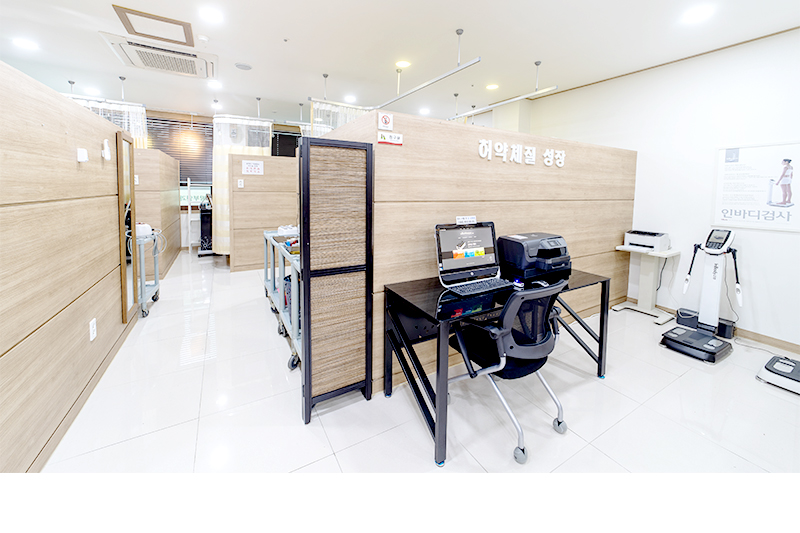 일산서구탄현역점 내부