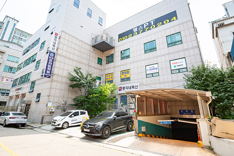 시흥시청역점 내부